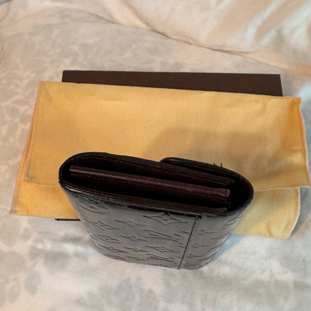 LV Patent Leather Vernis Amarante Sarah Long Wallet with Box and Dust Bag - Picture 8 of 13